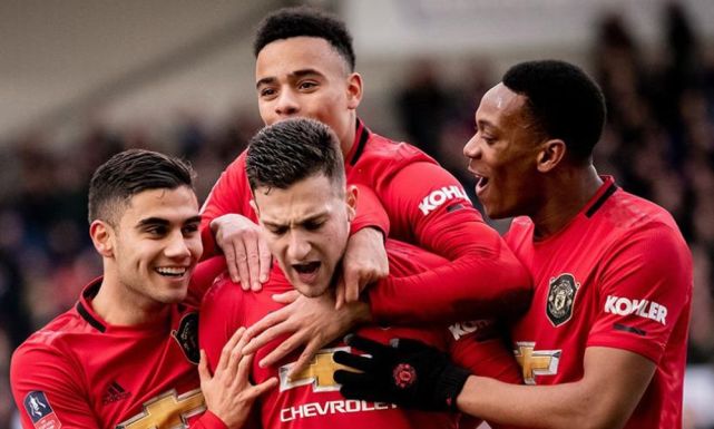 尼斯发布备战花絮；今夜手感冰凉；足总杯任务艰巨；球探报告显示潜力 -ewc平台网站