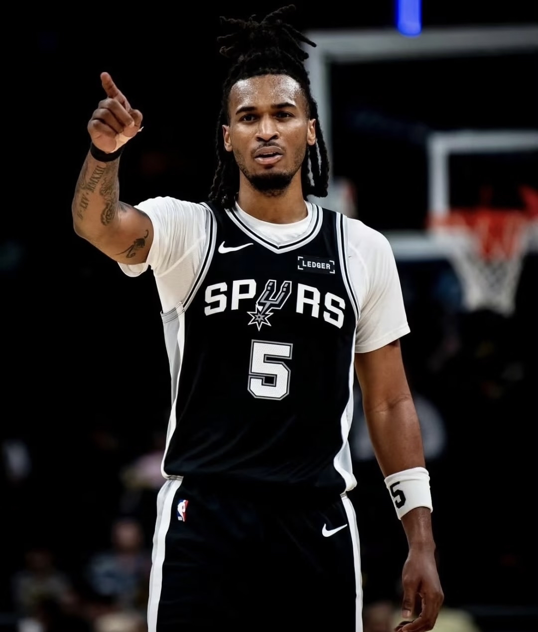 重磅！风云突变圣安东尼奥马刺窗口期队长鼓劲浙江队冲刺阶段外线爆发，西汉姆主帅复盘备战CBA季后赛 