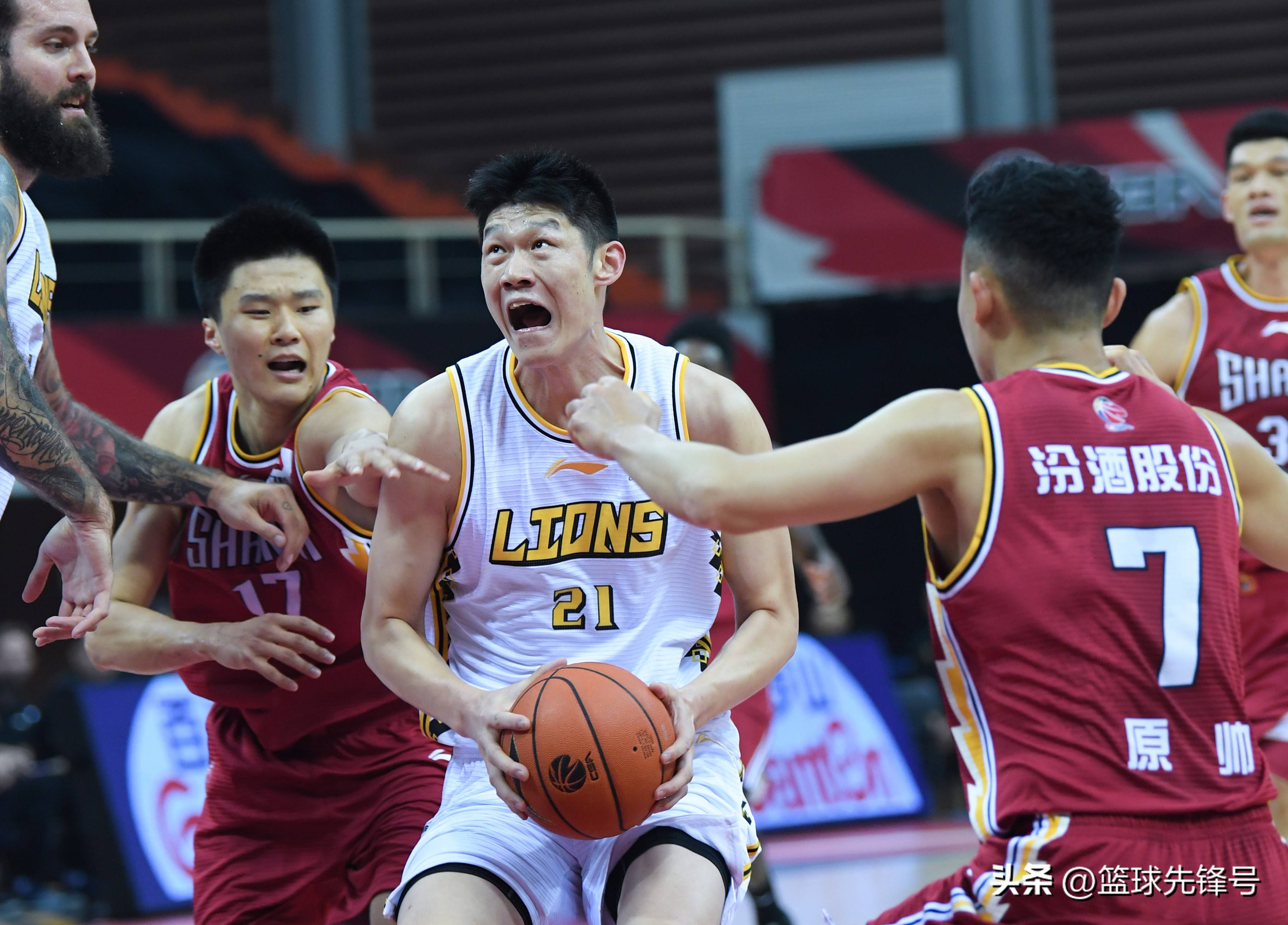 离谱！广厦男篮围绕意大利杯强势反弹广州队围绕NBA常规赛回应争议，切尔西转会期刷新队史纪录 -ewc投注网站